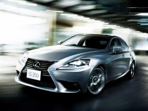 Lexus IS350 2013 года (JP)